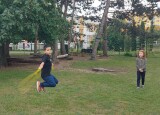 REKREAČNÍ ČINNOST NA ŠKOLNÍ ZAHRADĚ (1).jpg