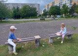 REKREAČNÍ ČINNOST NA ŠKOLNÍ ZAHRADĚ (9).jpg