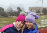HRAJEME SI NA OVÁLU (12).jpg