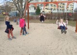 ŠKOLKOVÉ HŘÍŠTĚ - POZNÁVAČKA JARNÍCH KVĚTIN (9).jpg