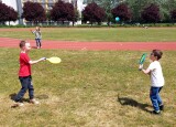 REKREAČNÍ HRY NA SPORTOVNÍM HŘIŠTI (1).jpg