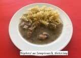 Vepřové na žampionech, těstoviny.jpg